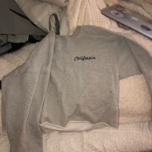 cropped brandy melville sweater